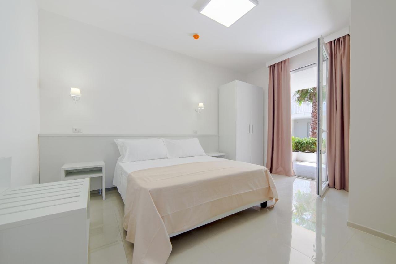 Smart Hotel Ugento Torre San Giovanni Ugento Exterior foto